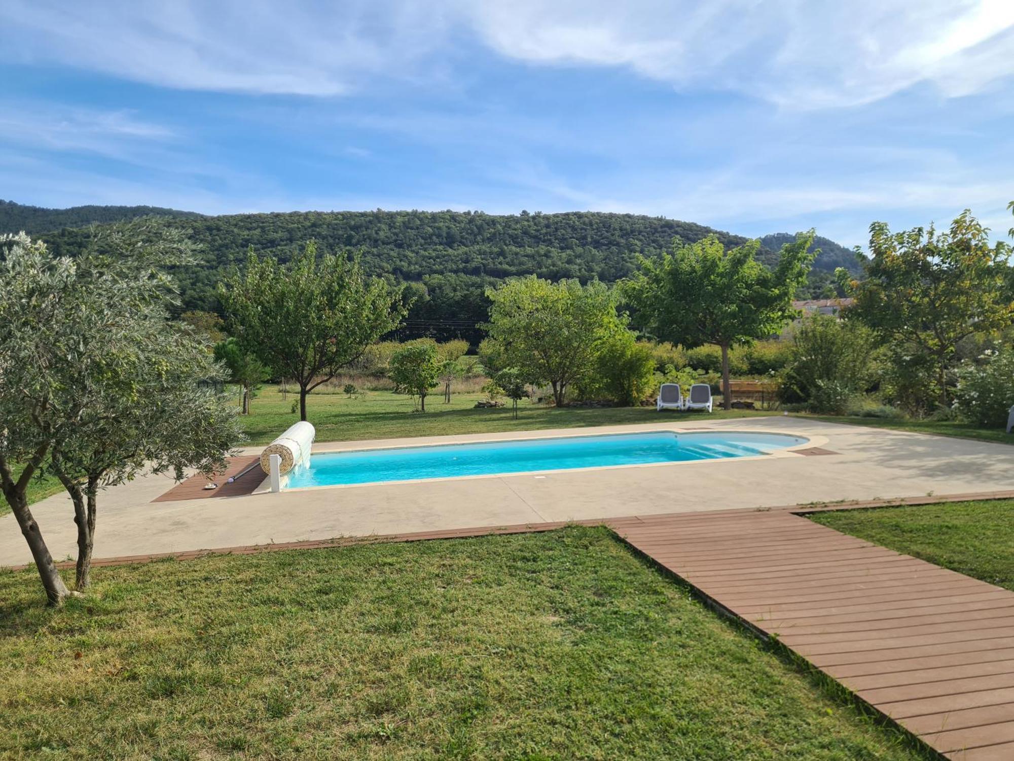 Hotel Le Petit Ventoux Malaucène Zimmer foto
